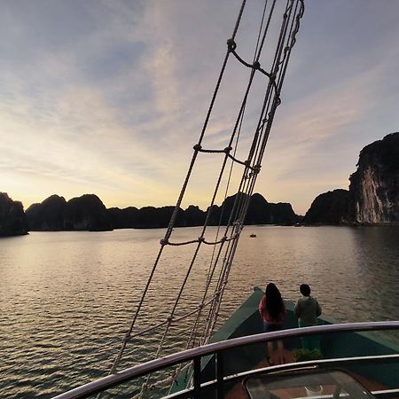 Hotel Venezia Boutique Cruises - Catba Island Chan Chau Exterior foto