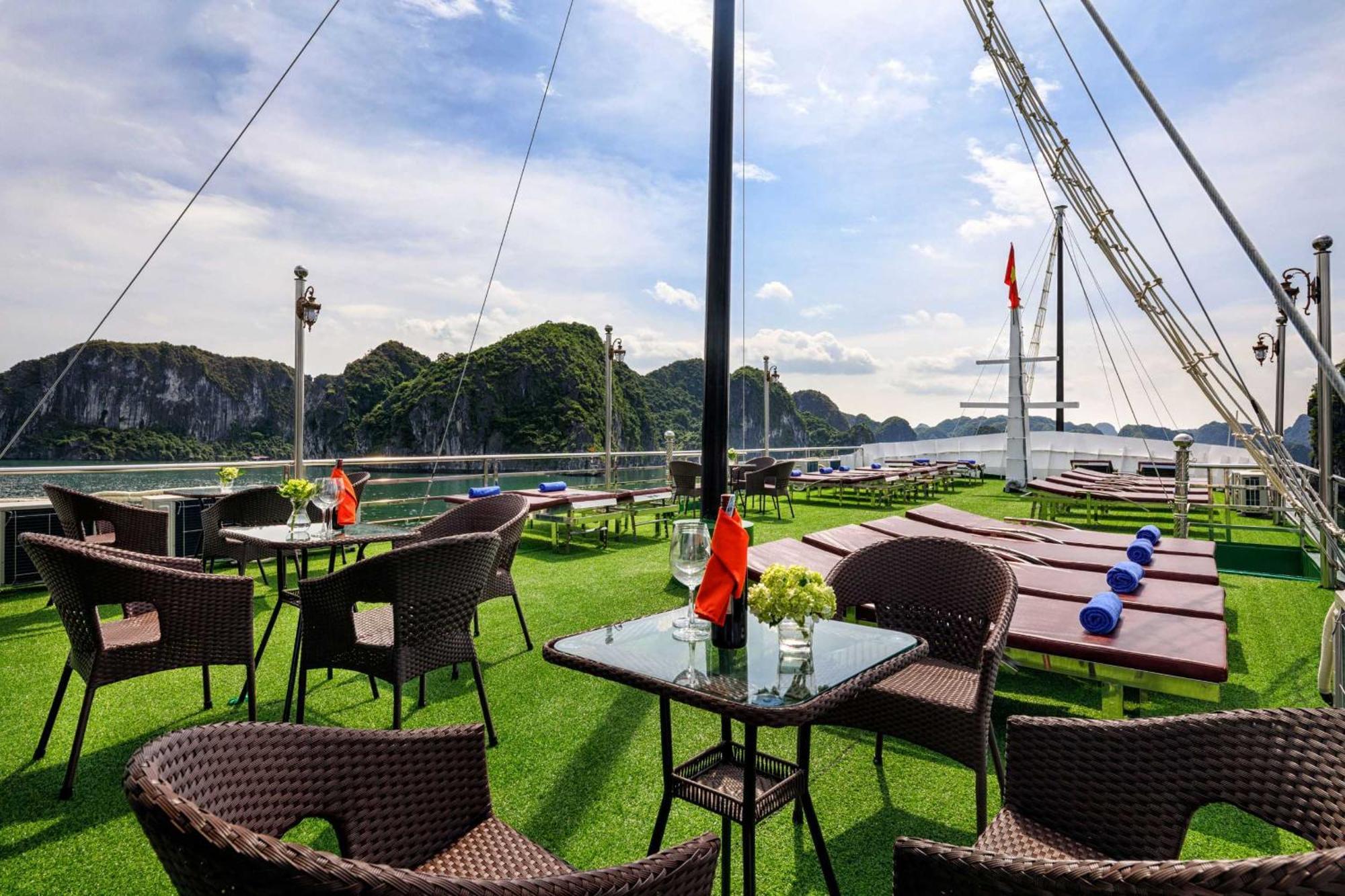 Hotel Venezia Boutique Cruises - Catba Island Chan Chau Exterior foto